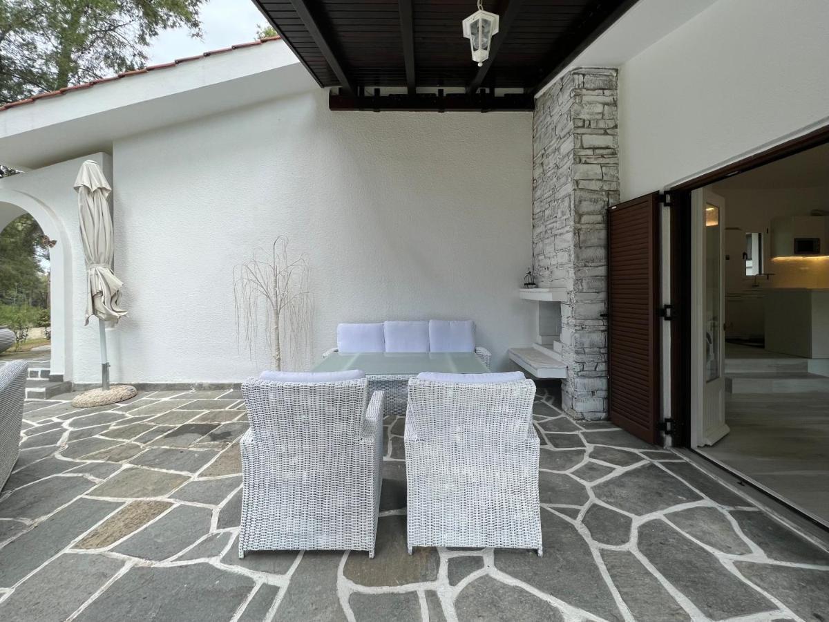 Sani Villa Christy Bagian luar foto